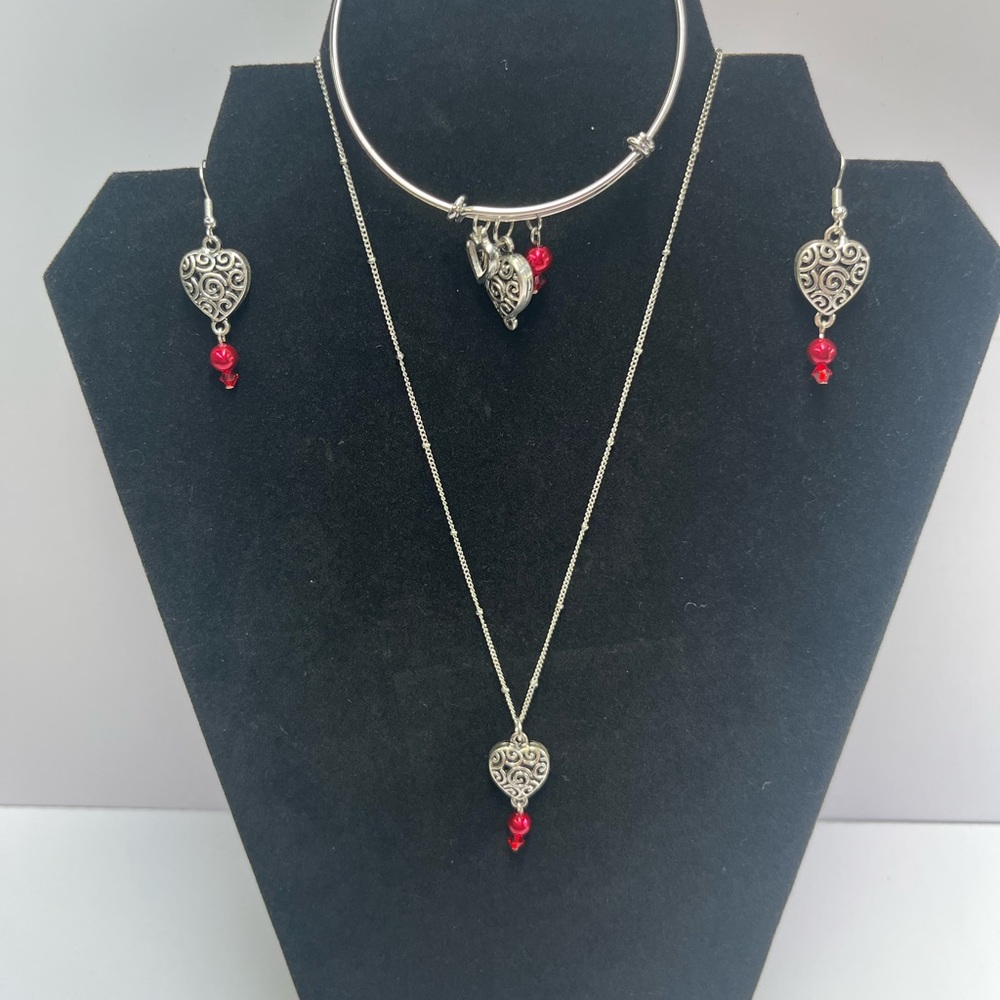 Elegant Silver Filagree and Red Heart Jewelry Set